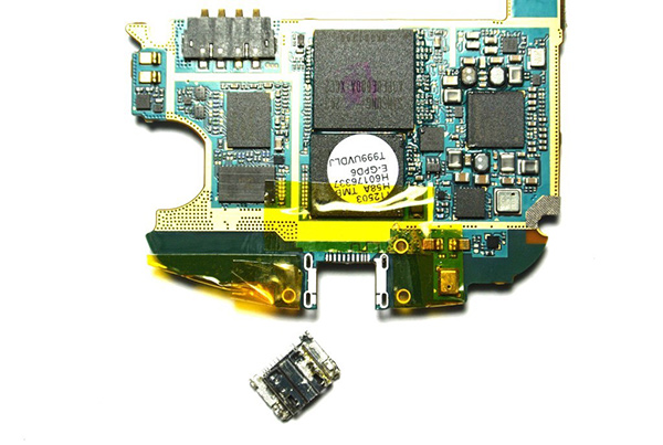 hinh-anh-chan-sac-sony-xperia-m2 hinh-anh-chan-sac-sony-xperia-m2