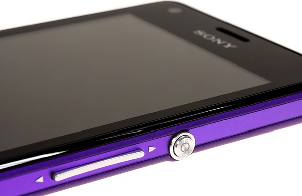 hinh-anh-nut-nguon-sony-z1