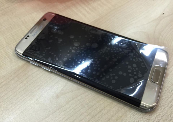 man-hinh-samsung-galaxy-s7-sau-khi-thay. man-hinh-samsung-galaxy-s7-sau-khi-thay.