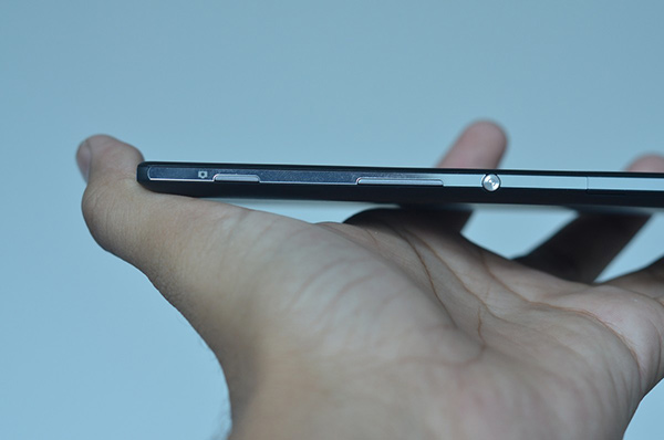 nut-nguon-cua-sony-xperia-c3-co-vai-tro-rat-quan-trong