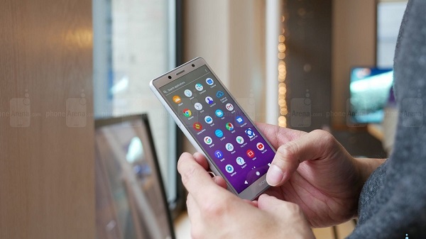 Sony-Xperia-XZ2-Compact-1 Sony-Xperia-XZ2-Compact-1