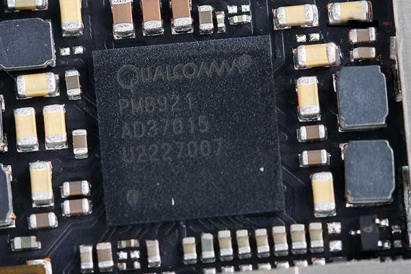 sua-nguon-oppo-f1s-1