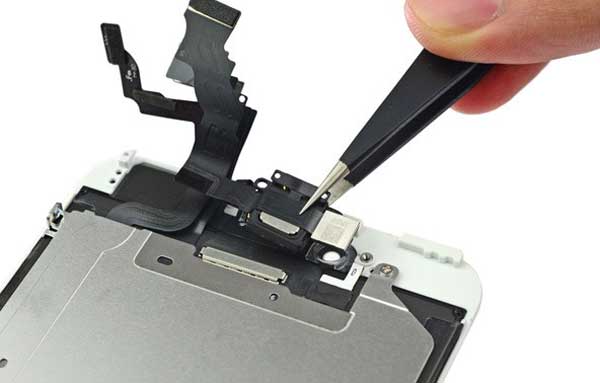 sua-thay-loa-trong-iphone-5 sua-thay-loa-trong-iphone-5