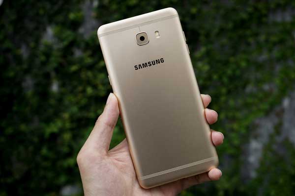 thay-camera-samsung-c9-pro-1 thay-camera-samsung-c9-pro-1