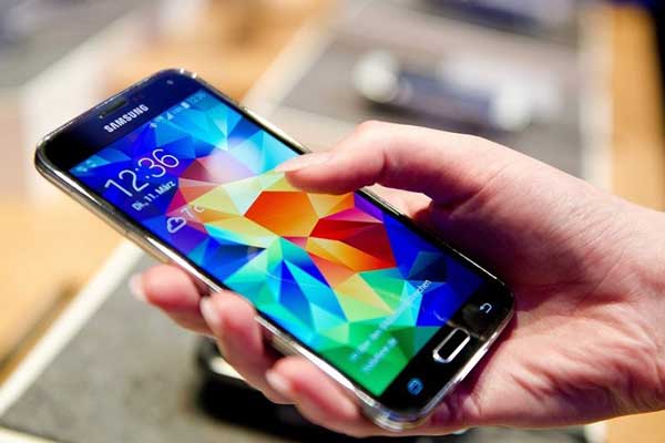 Thay camera Samsung Galaxy S5 2 Thay camera Samsung Galaxy S5 2