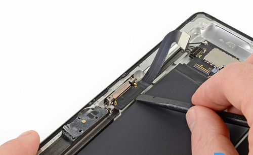 thay-chan-sac-ipad thay-chan-sac-ipad