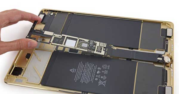 thay-chan-sac-ipad-pro-12.9-1 thay-chan-sac-ipad-pro-12.9-1