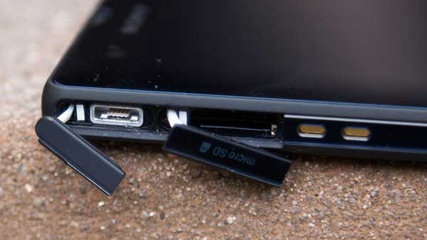 thay-chan-sac-sony-z-1 thay-chan-sac-sony-z-1