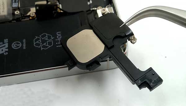 thay-loa-ngoai-iphone-5 thay-loa-ngoai-iphone-5