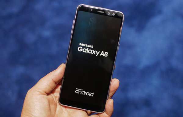 thay-man-hinh-samsung-galaxy-a8-2018.jpg thay-man-hinh-samsung-galaxy-a8-2018.jpg