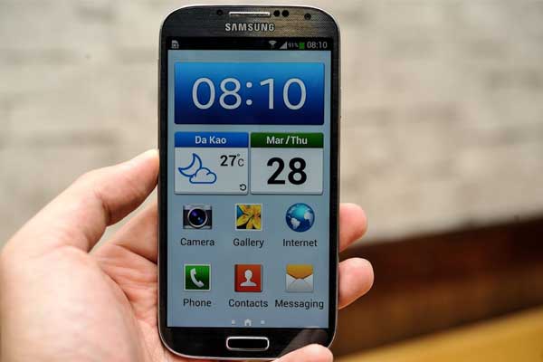 thay-man-hinh-samsung-galaxy-s4-1 thay-man-hinh-samsung-galaxy-s4-1