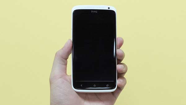 thay-mat-kinh-cam-ung-htc-one-x-1 thay-mat-kinh-cam-ung-htc-one-x-1