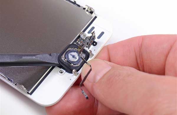 thay-phim-nut-home-iphone-5-1