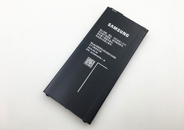 thay-pin-samsung-galaxy-j7
