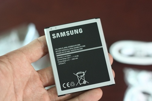 thay-pin-samsung-galaxy-on7-2016-4