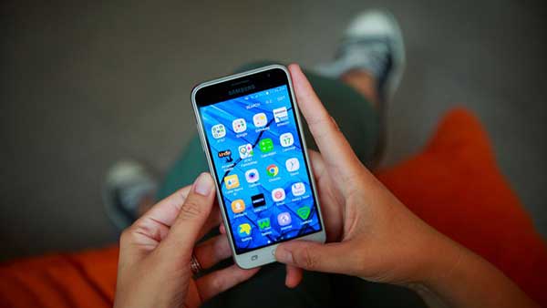 dien-thoai-galaxy-j3