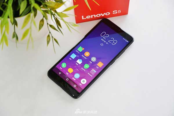 hinh-anh-cua-lenovo-s5 hinh-anh-cua-lenovo-s5