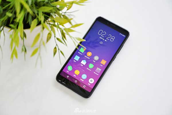 hinh-anh-lenovo-s5 hinh-anh-lenovo-s5