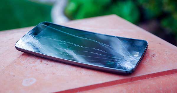 Thay màn hình LG G Flex 2 lỗi màn Thay màn hình LG G Flex 2 lỗi màn