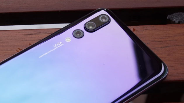 thay-camera-huawei-p20