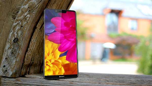 thay-chan-sac-sharp-aquos-d10