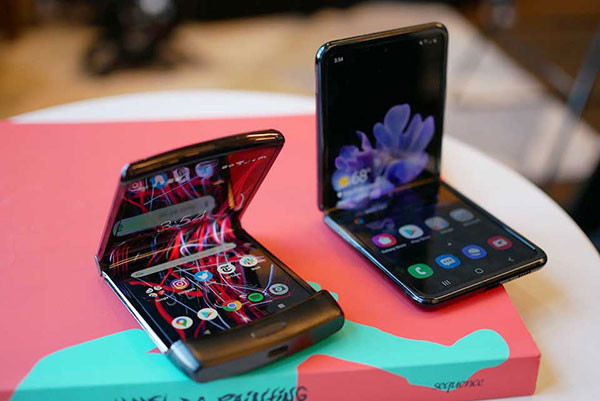 thay-loa-motorola-razr-2-2 Thay loa Motorola Razr 2 uy tín, giá rẻ tại Mobilecity