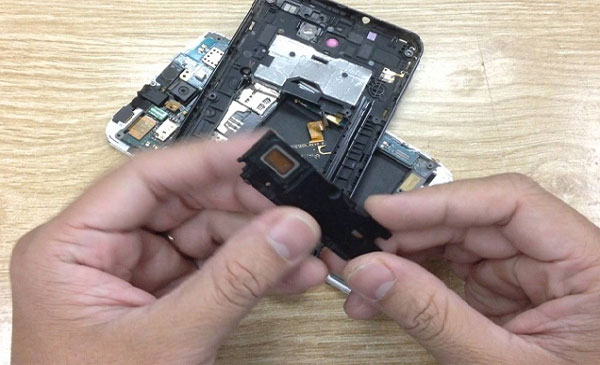 thay-loa-sharp-aquos-c10 thay-loa-sharp-aquos-c10