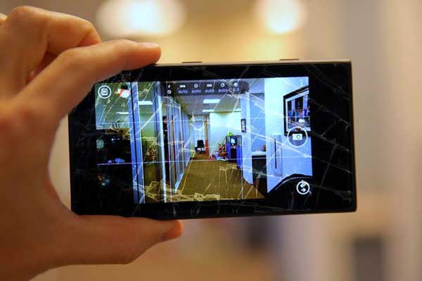 Thay màn hình Lumia 630 bị vỡ Thay màn hình Lumia 630 bị vỡ