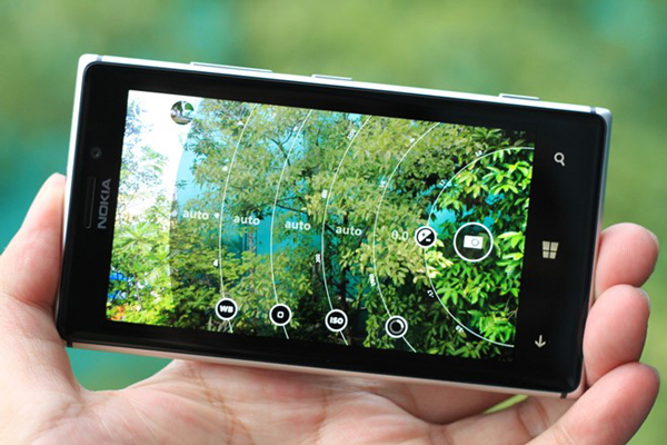 thay-man-hinh-lumia-925-3 thay-man-hinh-lumia-925-3