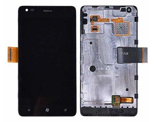 thay-mat-kinh-cam-ung-lumia-900