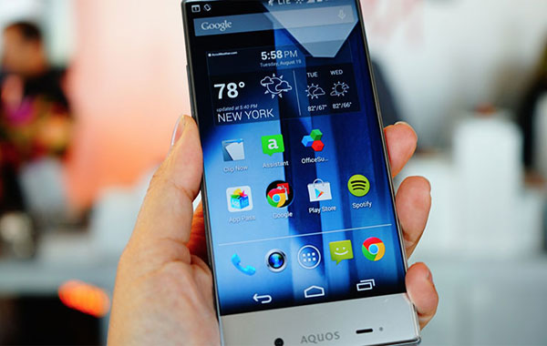 Thay-màn-hình-Sharp-Aquos-C10