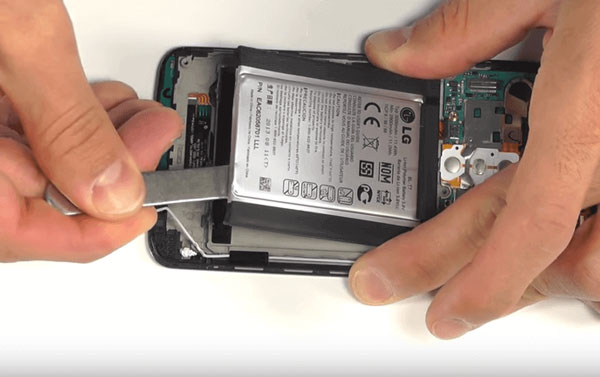 thay-pin-lg-x2